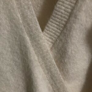 Madewell medium vneck cream wrap style sweater